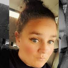 Stacey Burd's Instagram, Twitter & Facebook