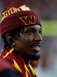 Where can I get the football hat with eagle