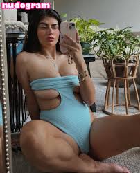 Emilia Torres  ameliatorres  emiliatorres55 Гола изтичане OnlyFans снимка  28 - Nudogram v2.1