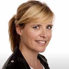 In de nieuwe serie 'margreet op anderhalve meter' gaat presentatrice margreet van gils. Margreet Van Gils Margreetvangils Twitter