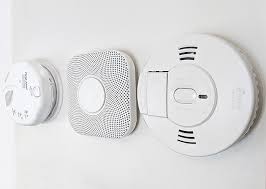 But the other interesting point about smoke detector batteries is that they supply power both for occasional services such as alarms, chirps, and. The Best Smoke Detector Of 2020 Mbreviews