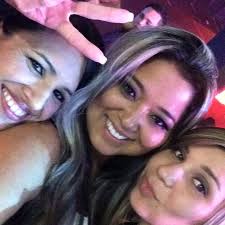 Chocolate Dubai bars with strawberry and Dubai chocolate