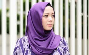 They were inspired to build fashion valet as when they were studying in london, they got familiar with online shopping and when they came back in kuala lumpur, online. How Dare You Wear A Knock Off To Pray Says Islamic Fashion Entrepreneur Vivy Yusof Coconuts Kl