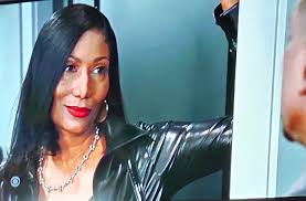 What episode is the scene where she leaves the office?