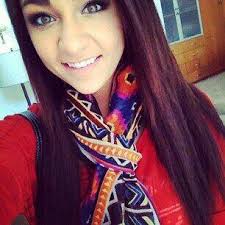 Melanie Nava (@0b1d49e6968f4d5)