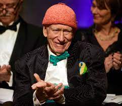 Now his olav thon group is norway's largest private real estate company, with 450 properties norwegian real estate magnate olav thon bought his first building in 1951 and opened his first. This Year S Winners Of The Olav Thon Foundation 2021 Olav Thon Stiftelsen