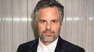 Mark ruffalo's new film tells the story of environmental lawyer rob billot who took on dupont over contaminated water from one of its plants. Tisx5kqyg 8dhm