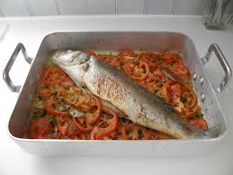 Epingle Par Louise Marie Preveaux Sur Cuisine Bar Au Four Recette Poisson Plat Poisson