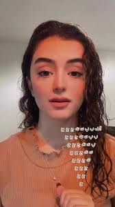 Zahra Ashraf's Instagram, Twitter & Facebook