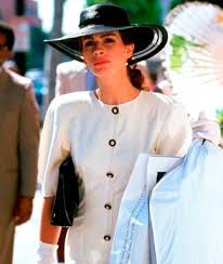 Pretty woman , walking down the street pretty woman , the kind i like в 2004 году, журнал « rolling stone » поместил песню oh , pretty woman на #222 место в списке «500. Happy Birthday Pretty Woman