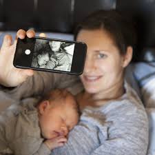 Should Parents Post Baby Photos