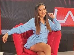 Televisión espectáculos angela leiva showmatch 2021 la academia. Angela Leiva Apuesta Al Vestido Que Es Tendencia Esta Temporada Para Ti