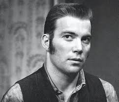 Commander's hairstyle inspired by Pike's coiffure