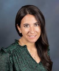 Annie Mahoney's Instagram, Twitter & Facebook