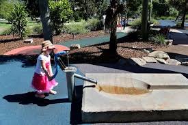 Queens Park In Ipswich Brisbane Kids Brisbane Kids Ipswich Park