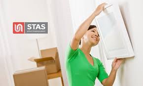 Stylish modern picture hanging rail system designed for flexibility and ease of use. Home Stas Picture Hanging Systems Com