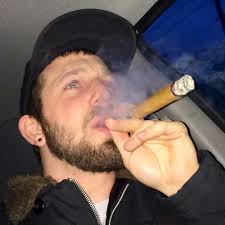 Stream Eric Lose music