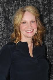 Nola Barnes's Instagram, Twitter & Facebook