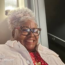 Jacquelyn Winfield's Instagram, Twitter & Facebook