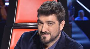 Cuando maría espinosa empezó a cantar 'ya lo sabes' en el plató de 'la voz' seguro que no esperaba que gracias a eso se fuera a vivir uno de los momentos más especiales de la noche. Antonio Orozco A Punto De Cerrar Su Fichaje Como Coach De La Voz De Antena 3