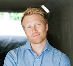 Multilingual contact centres facing challenges recruiting language  capabilities