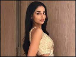 Naomi scott is now taken, banita sandhu is now open! October Actress Banita Sandhu Issues Clarification Says I Continue To Test Negative For Coronavirus Hindi Movie News Times Of India