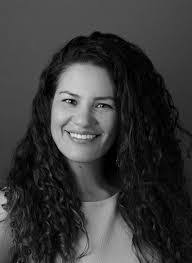 Barbara Tolliver's Instagram, Twitter & Facebook