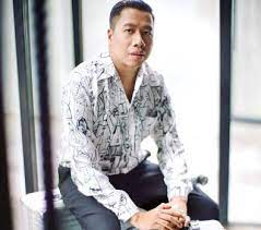 Nazri aziz jawab apa sebab tarik sokongan terhadap muhyiddin. Gempakspotlight Sukses Kacak Bergaya Ini 10 Sosialit Lelaki Ternama Di Malaysia Gempak