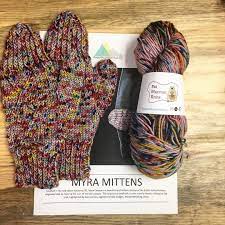 Started On Saturday And Am Finished By Tuesday Morning There Is Still Time To Knit Up A Christmas Present Or Make Yourself Local Yarn Shop Yarn Shop Knitting