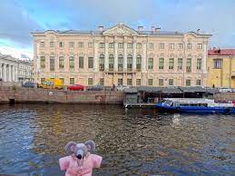 Retrouvez toutes les informations pour préparer votre voyage : Tous Les Palais Musees Du Centre De Saint Petersbourg Photos Et Infos Pratiques La Souris Globe Trotteuse