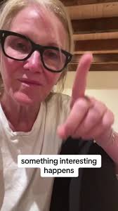 Little by little is better than nothing at all 👏 Drop a “YES” if you  agree! #melrobbins #dailyinspiration #changeyourlife #mindset  #createabetterlife #takecontrol #onedayatatime #yougotthis #selfhelp ...