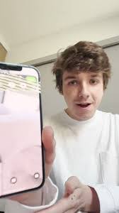 Karl Strong's Instagram, Twitter & Facebook