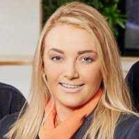 Ella Tieman's Instagram, Twitter & Facebook