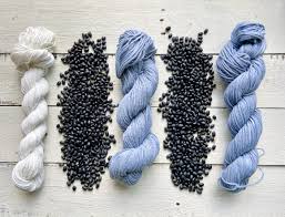 How to dye yarn naturally. Natural Dyeing How To Dye Yarn With Black Beans The Knotted Nest
