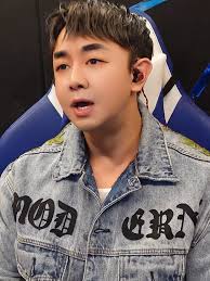 Eric Jun 🇰🇷🇨🇦 (@ericjun3742)