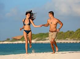 A post shared by delphine wespiser (@wespiserd) on aug 14, 2020 at 7:42am pdt. Exclu Public Delphine Wespiser Miss France 2012 Nous Presente Enfin Son Petit Ami Jerome