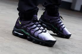 Air Vapormax Plus Black And Gold Nike Air Vapormax Plus Black Volt Releasing Next Week Toms Shoes For Men New Nike Shoes Nike