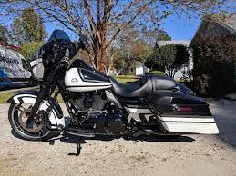 Pin By Harley Davidson Bike Pics Info On Baggers In 2021 Harley Davidson Road Glide New Harley Davidson Harley Davidson Touring