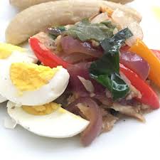 La receta de hoy puede levantar a un muerto, me encanta la ensalada de bacalao con viandas, dale share para guardar la receta en tu pagina y. Serenata De Bacalao El Calderito De Otilia