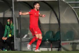 Encontre (e salve!) seus próprios pins no pinterest. Benfica Resolve Jogo Em Tondela Na Primeira Parte Cronica De Jogo Publico