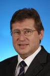 Wolfgang Aichinger (li.), Abteilungsleiter Kundenzentrum, Ingo Stach (re.