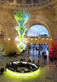 This popular plan makes a statement with its bold victorian facade. V A Rotunda Chandelier Wikipedia