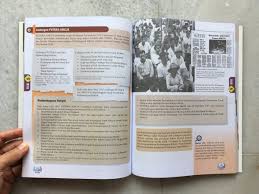 Para guru hanya perlu bijak dalam mengendalikan buku teks digital untuk menarik perhatian pelajar supaya tidak hilang tumpuan semasa proses pengajaran dan pembelajaran berlangsung. Fahmi Reza On Twitter Berita Gembira Tahun 2020 Buku Teks Sejarah Tingkatan 4 Baharu Dah Keluar Sejarah Mogok Hartal 1947 Dan Perjuangan Kiri Putera Amcja Masuk Semula Dalam Buku Teks Akhirnya Perjuangan Kiri