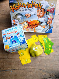 Die Tage Zwischen Weihnachten Und Silvester Wir Entdecken Was Das Christkind Gebracht Hat Mit Verlosung Christkind Gesellschaftsspiele Fur Kinder Familienspiele