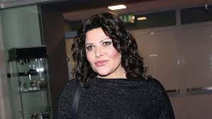 V roce 1985 se zúčastnila své první pěvecké soutěže. Shock For Ilona Csakova Her Words About Covid Were Also Criticized By President Milos Zeman World Today News