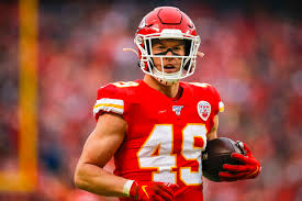 Kansas city chiefs game on all platforms. Four Pending Free Agents The Kc Chiefs Should Re Sign In 2021