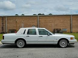 Image result for White 1994 Reliant