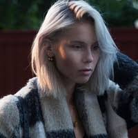 Hilda Sandstrom's Instagram, Twitter & Facebook