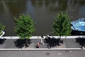 Canicule Précoce Frappe la France : Vigilance Jaune Déclenchée!
