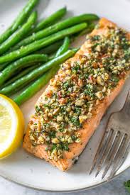 This healthy and flavorful meal is bursting with flavor, color, and for this recipe, the salmon is coated with a chili, garlic, cilantro and olive oil rub. Pecan Crusted Salmon Recipe 5 Ingredient Simply Whisked